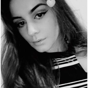 Meet your Posher, Therese